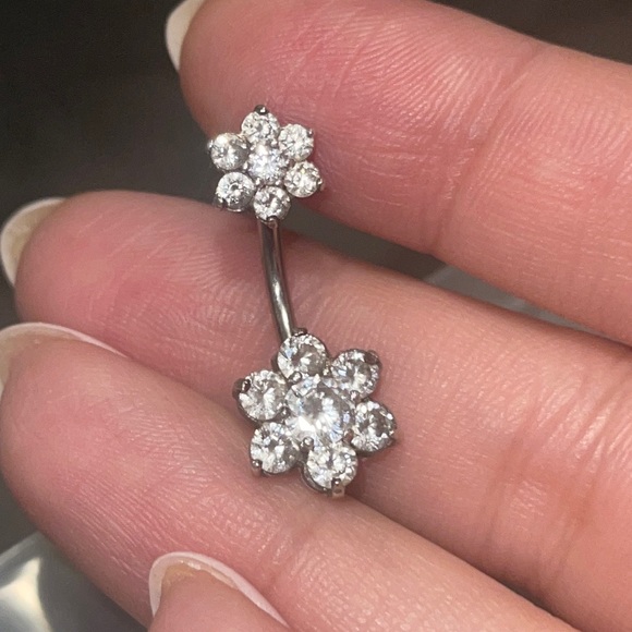 flower crystal belly ring - Picture 1 of 1